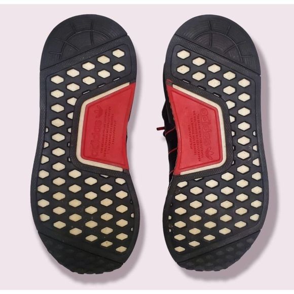 Adidas NMD_R1 V2 SHOES 4 1/2 Black-Red-White Very Good Condition Art FY2107 - Picture 7 of 8